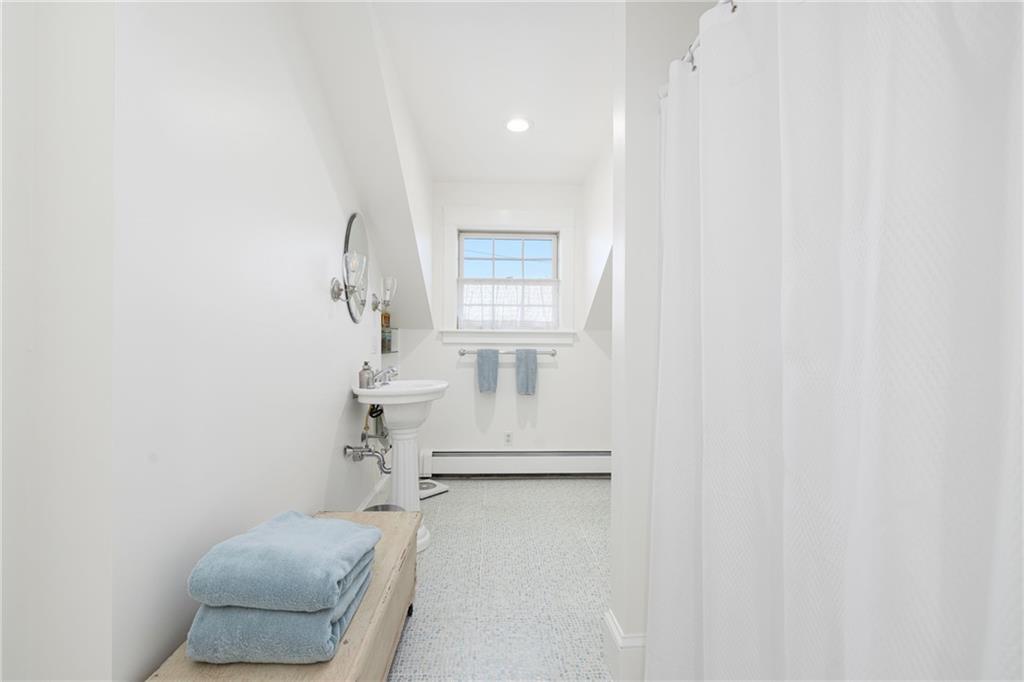 9 White Terrace Property Photo 38