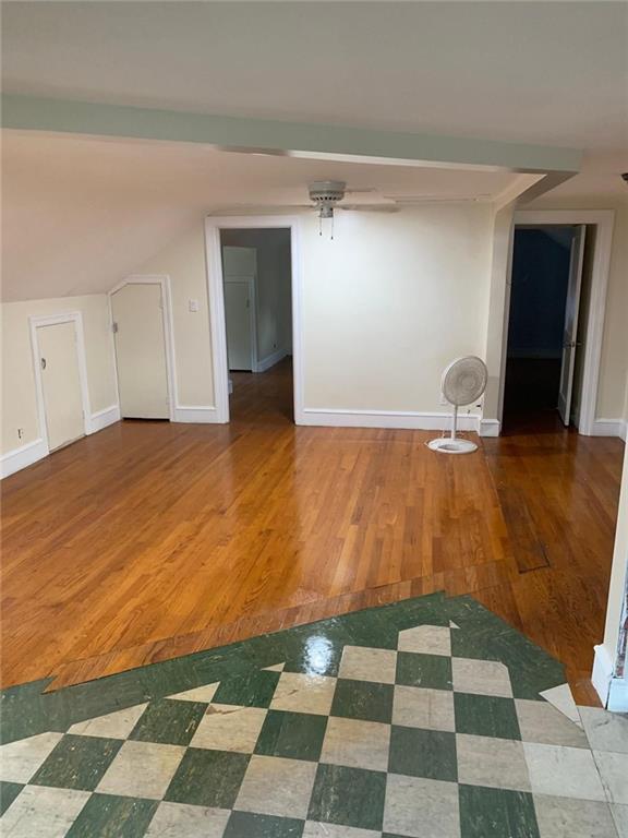 400 Newport Ave Street Property Photo 12