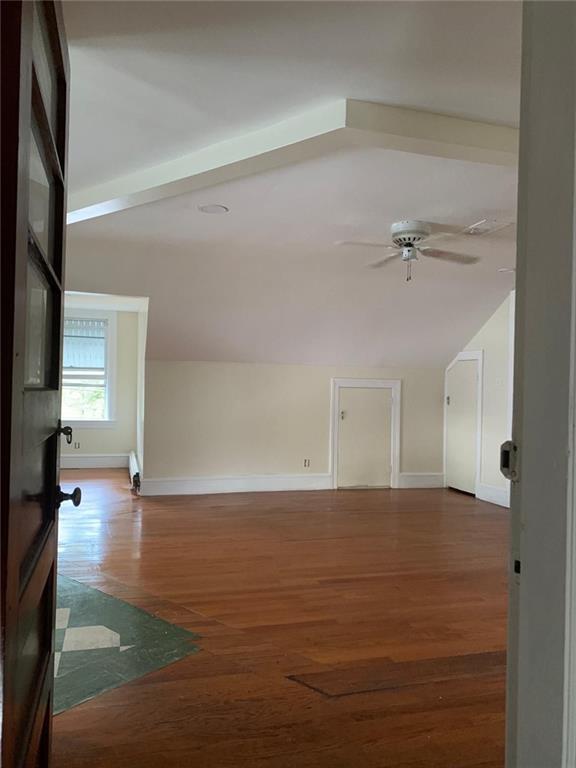 400 Newport Ave Street Property Photo 13