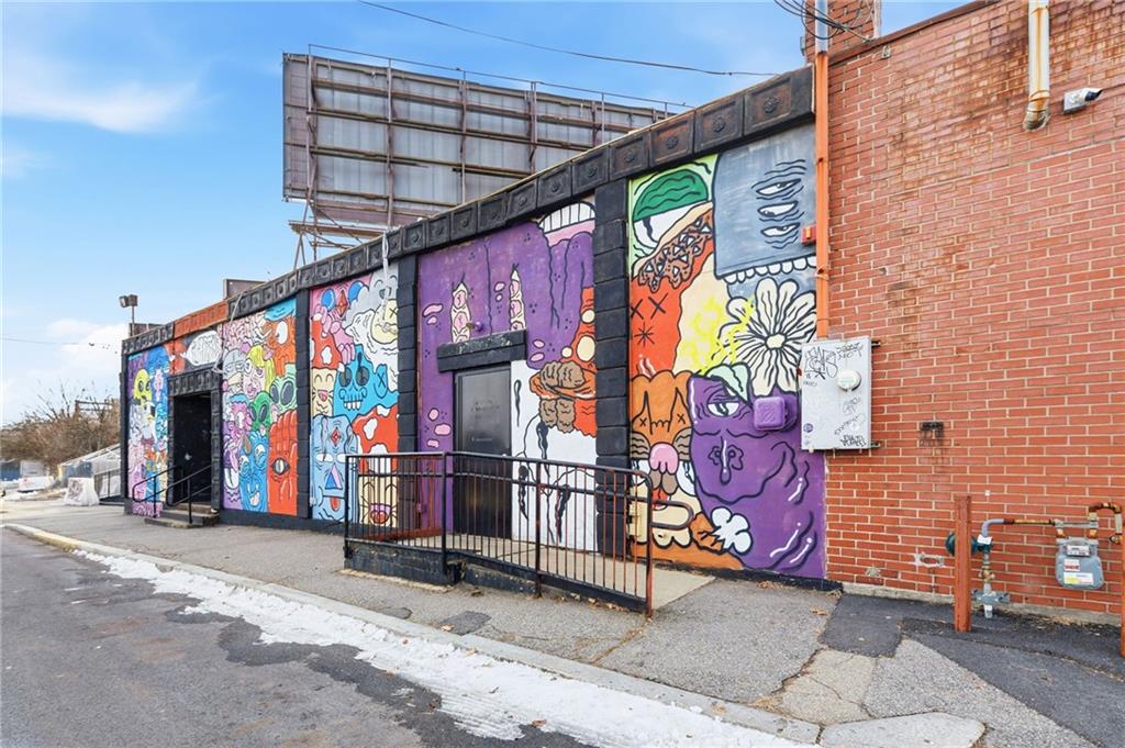 167 165 Poe Street Property Photo 2