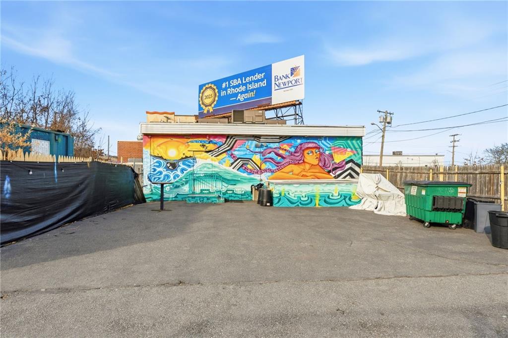 167 165 Poe Street Property Photo 5