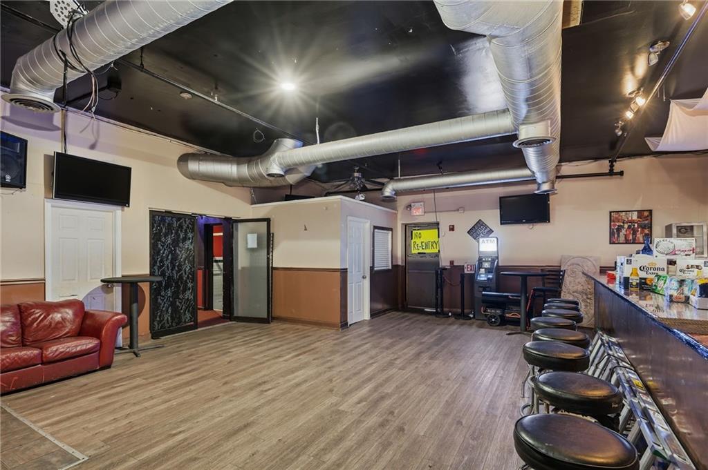 167 165 Poe Street Property Photo 11