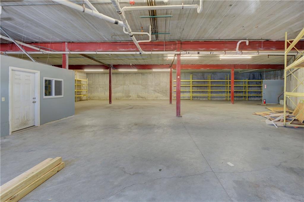 555 Atwood Avenue Property Photo 4
