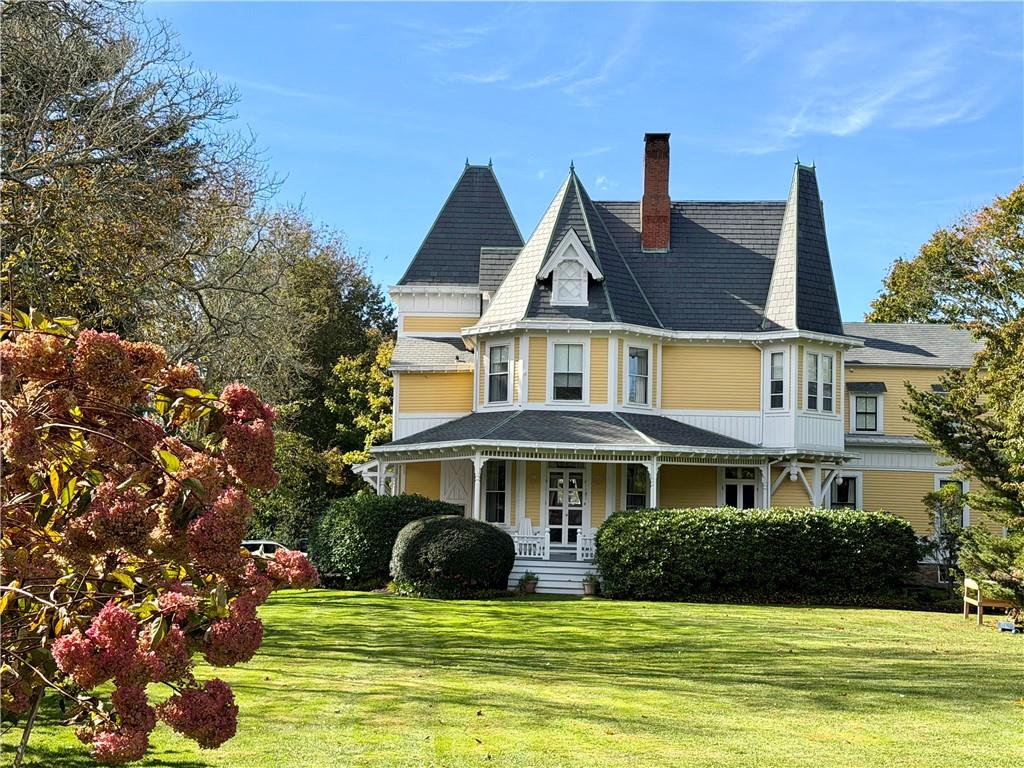 589 Bellevue Avenue Property Photo 1