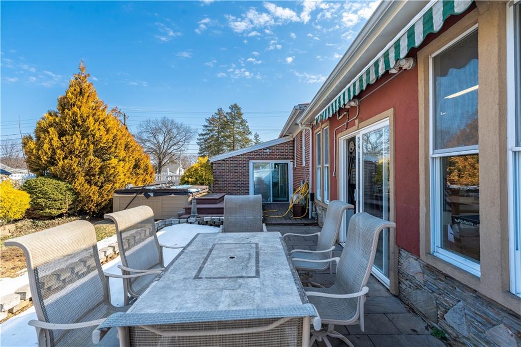 928 Admiral Street Property Photo 36