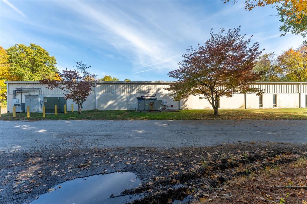 24 Doring Drive Property Photo 3