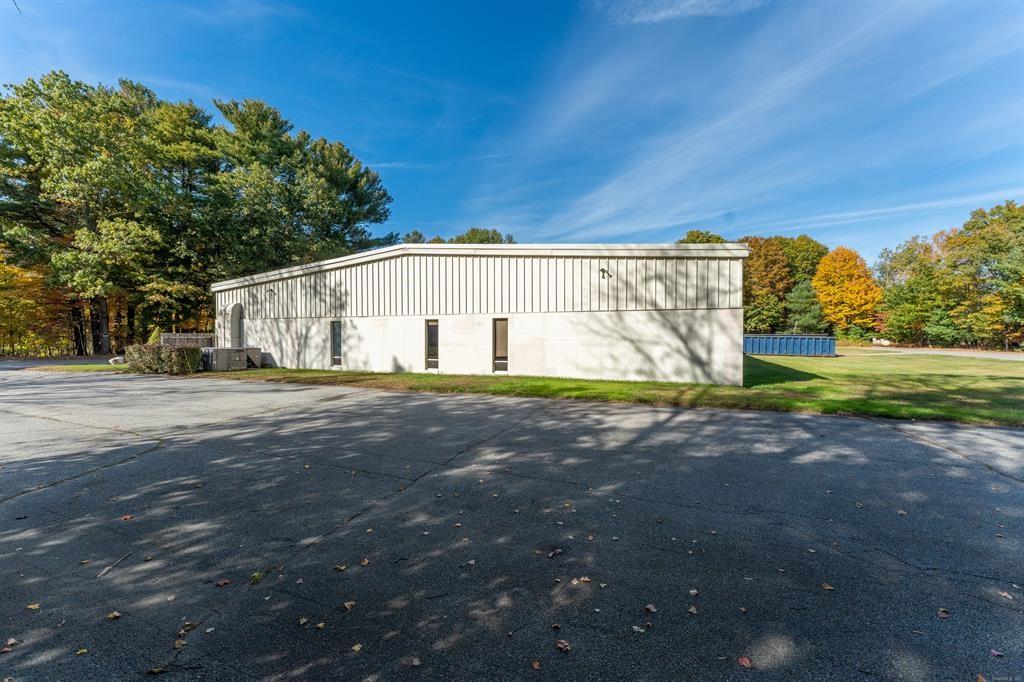 24 Doring Drive Property Photo 10