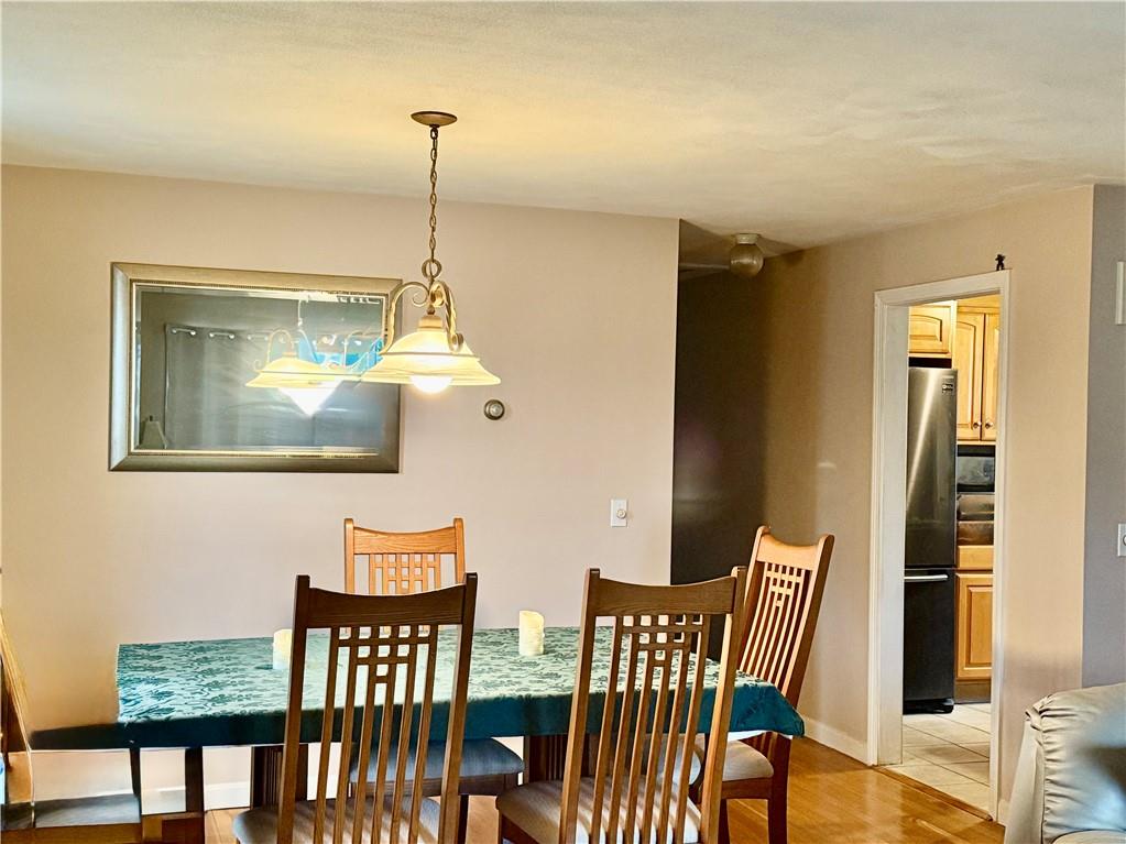 139 Suffolk Avenue Property Photo 6