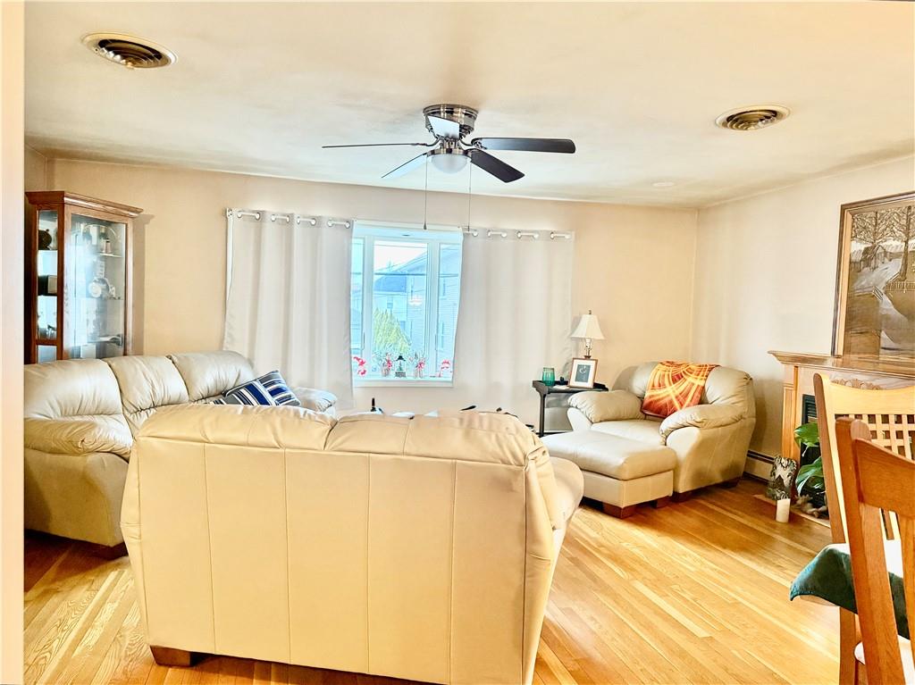 139 Suffolk Avenue Property Photo 7