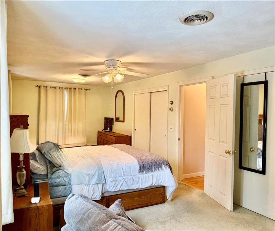 139 Suffolk Avenue Property Photo 11