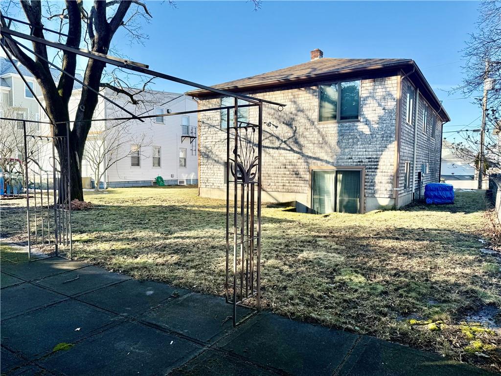 139 Suffolk Avenue Property Photo 24