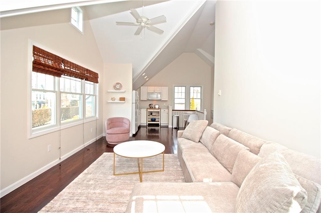 190 Coggeshall Avenue Property Photo 43