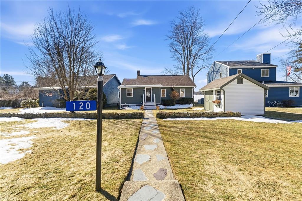 120 Shore Drive Property Photo 3