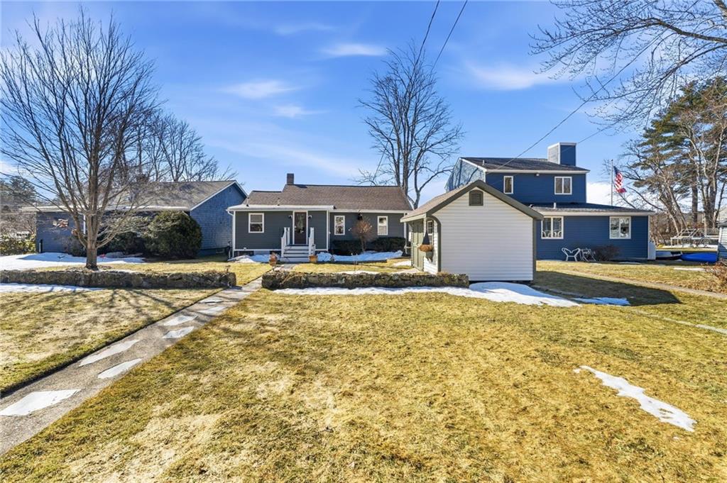 120 Shore Drive Property Photo 5