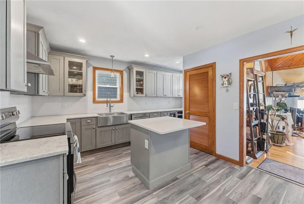 120 Shore Drive Property Photo 14