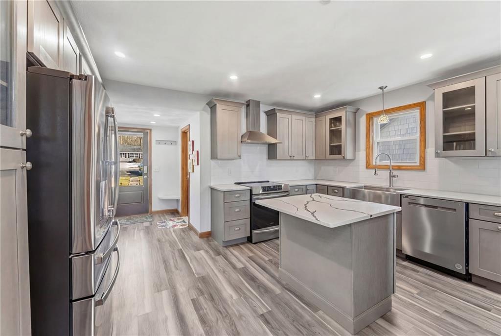 120 Shore Drive Property Photo 17