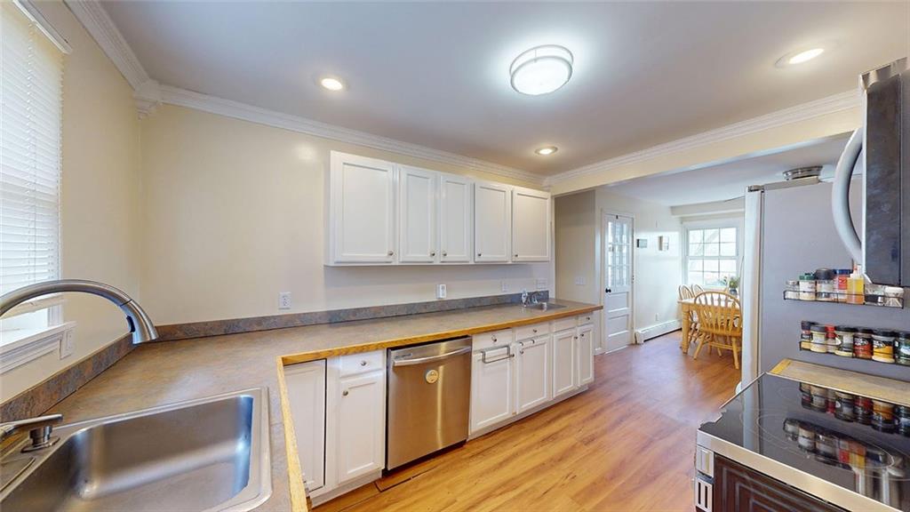 68 Leaf Street Property Photo 14