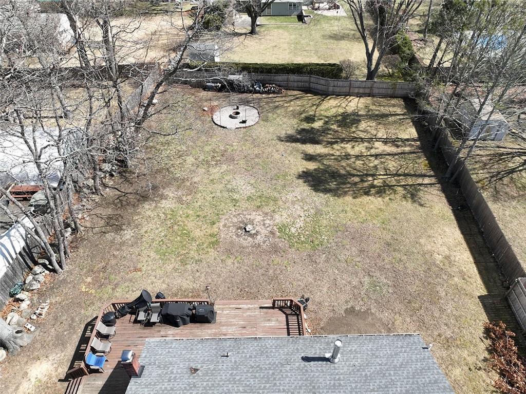 68 Leaf Street Property Photo 33