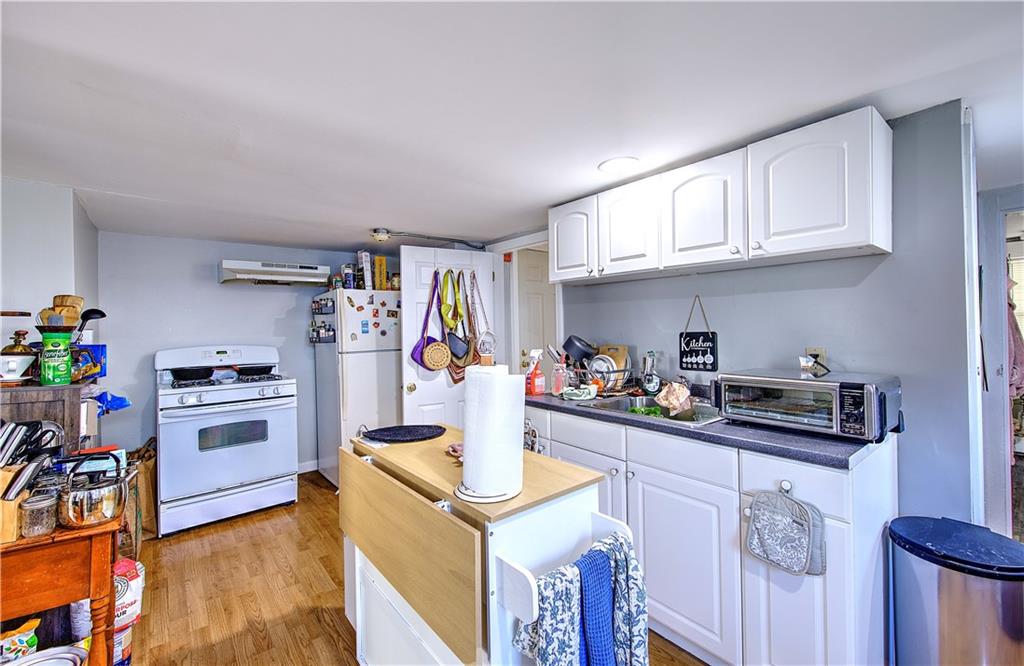 84 Transit Street Property Photo 31