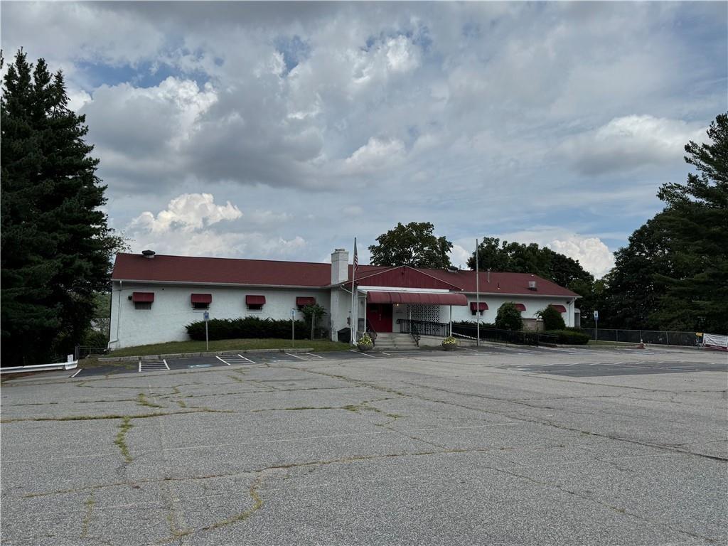 1418 Plainfield Pike