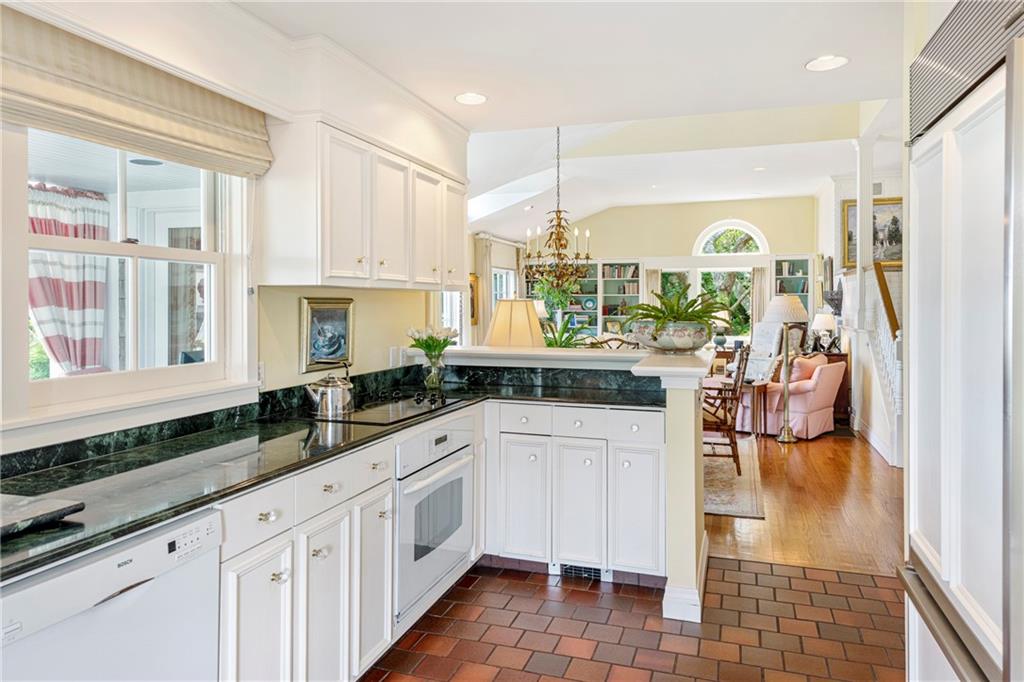 315 Ocean Avenue Property Photo 20