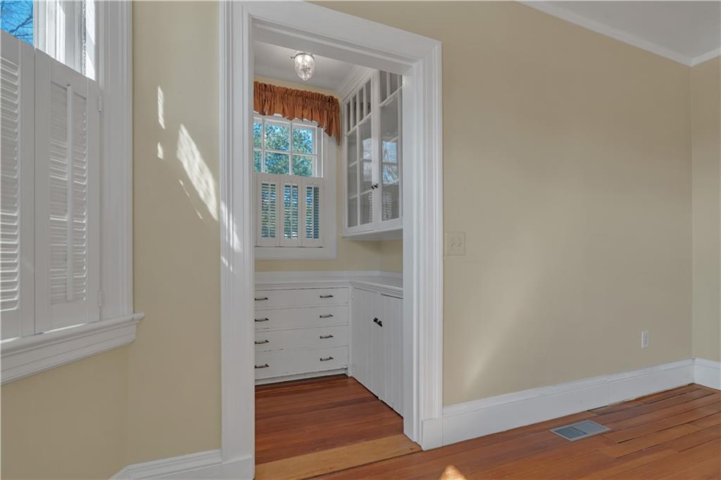 98 Butler Avenue Property Photo 14