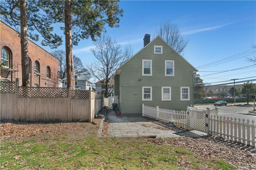 98 Butler Avenue Property Photo 32