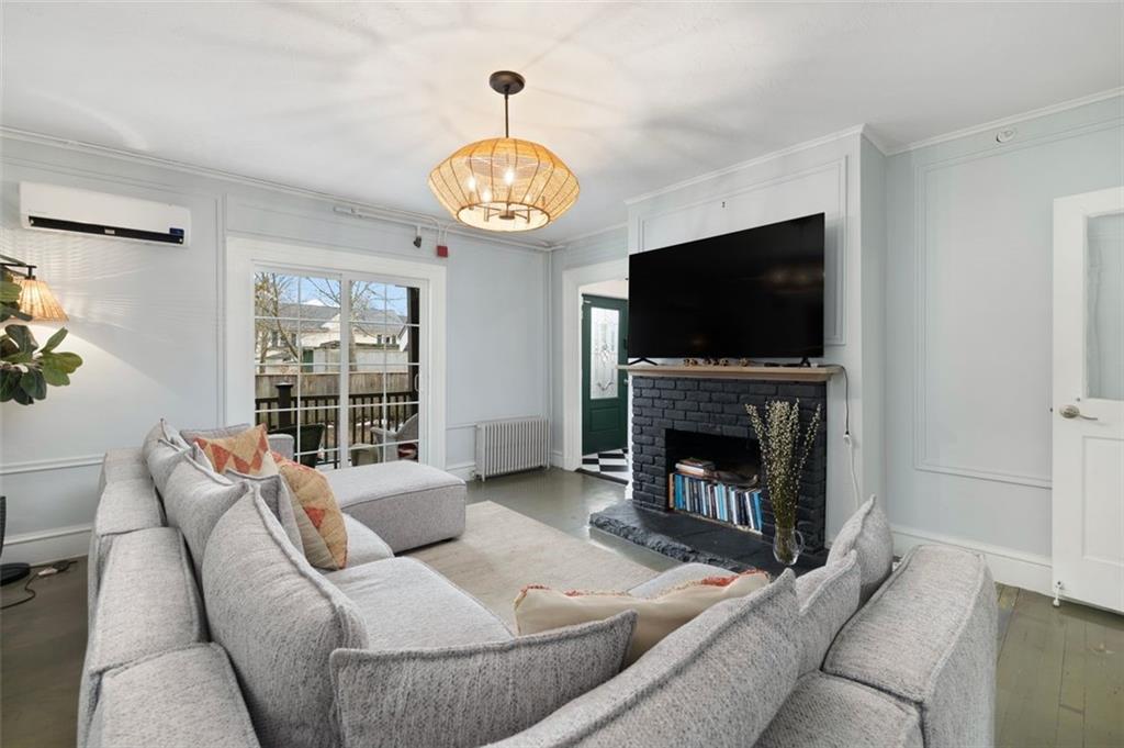 28 Weaver Avenue Property Photo 3
