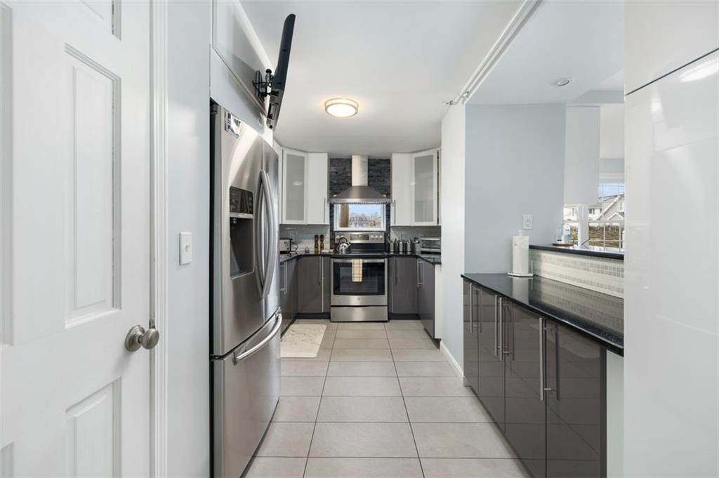 28 Weaver Avenue Property Photo 16