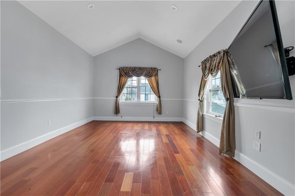 711 Academy Avenue Unit 2 Property Photo 11