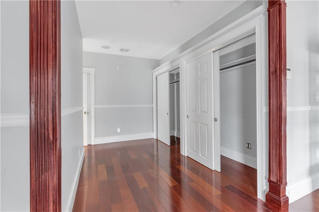 711 Academy Avenue Unit 2 Property Photo 13