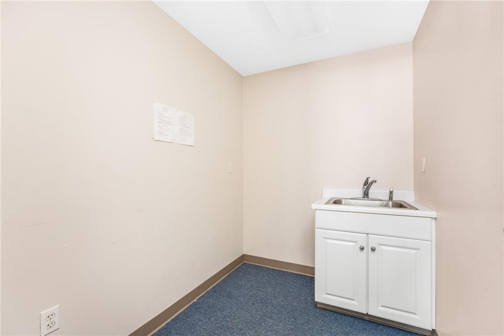 37 Washington Street Unit 100 Property Photo 9