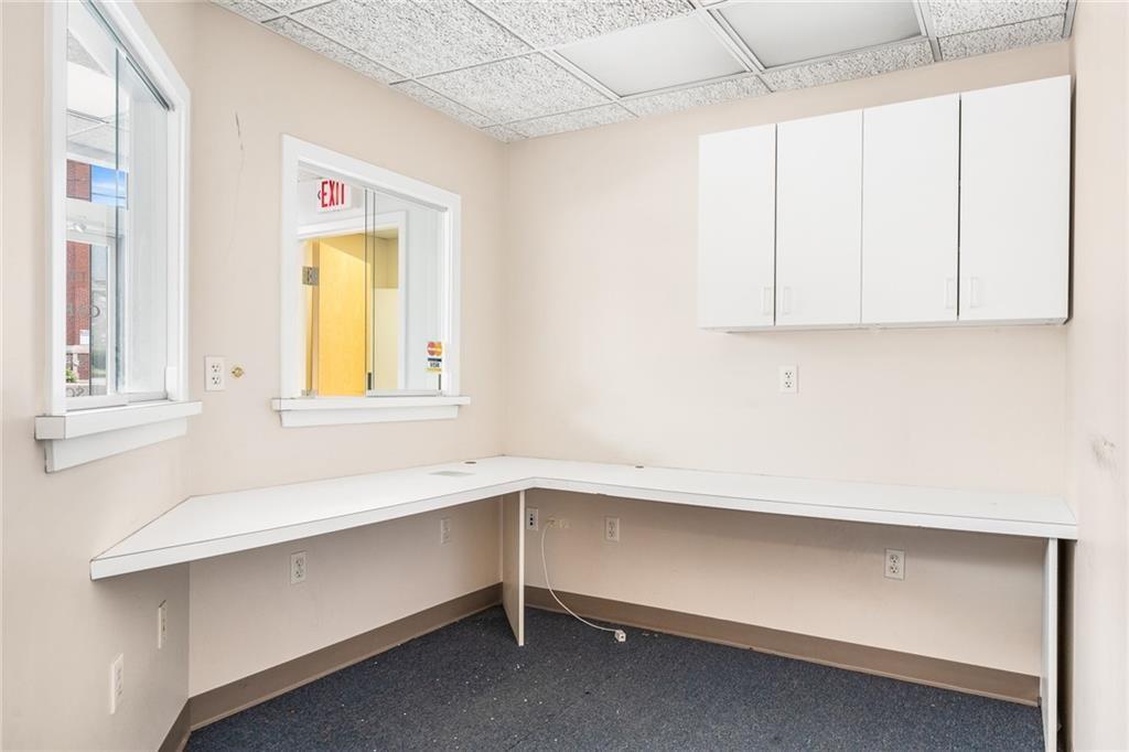 37 Washington Street Unit 100 Property Photo 12