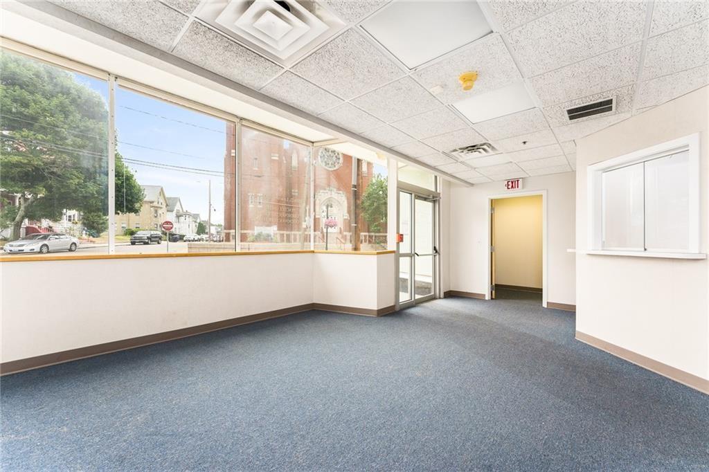 37 Washington Street Unit 100 Property Photo 13