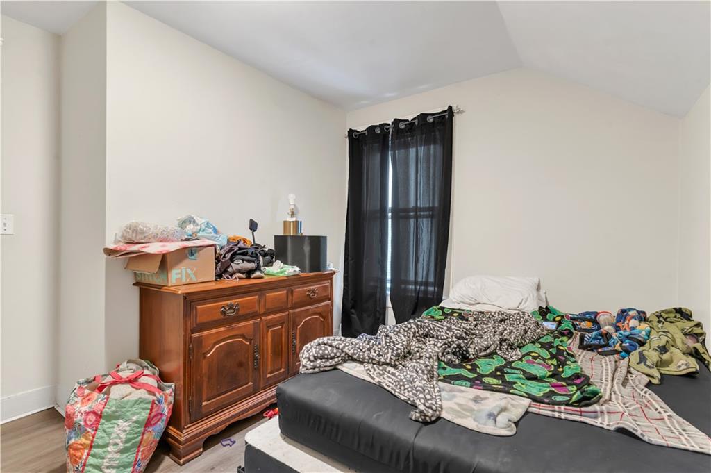 70 74 Lincoln Avenue Property Photo 20