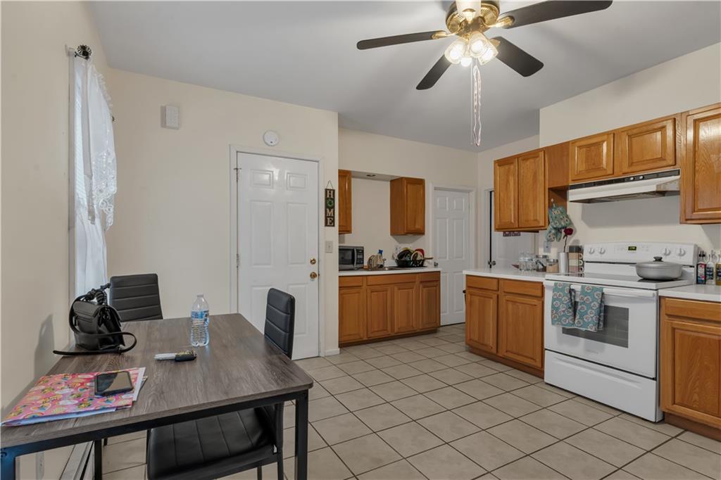 70 74 Lincoln Avenue Property Photo 26