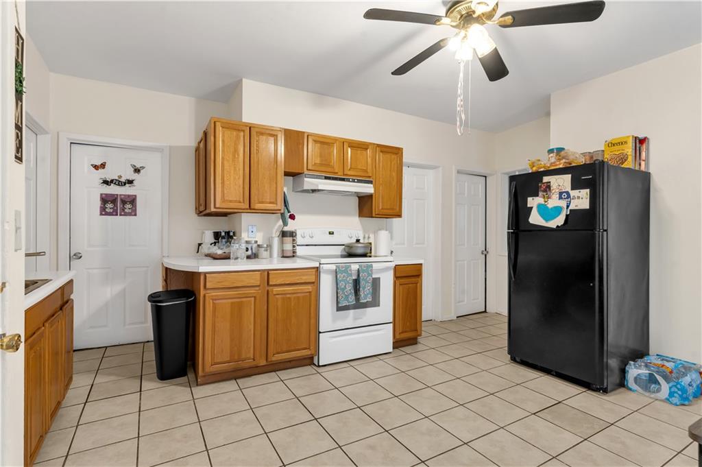 70 74 Lincoln Avenue Property Photo 27