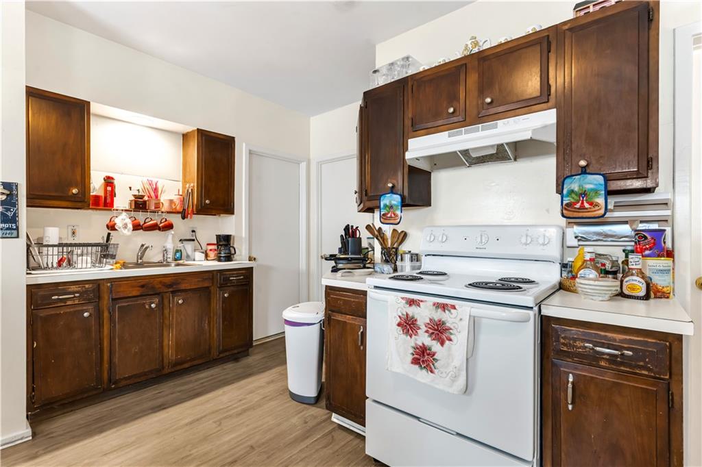 70 74 Lincoln Avenue Property Photo 34