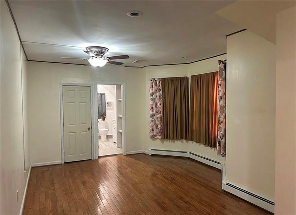 374 New York Avenue Property Photo 4