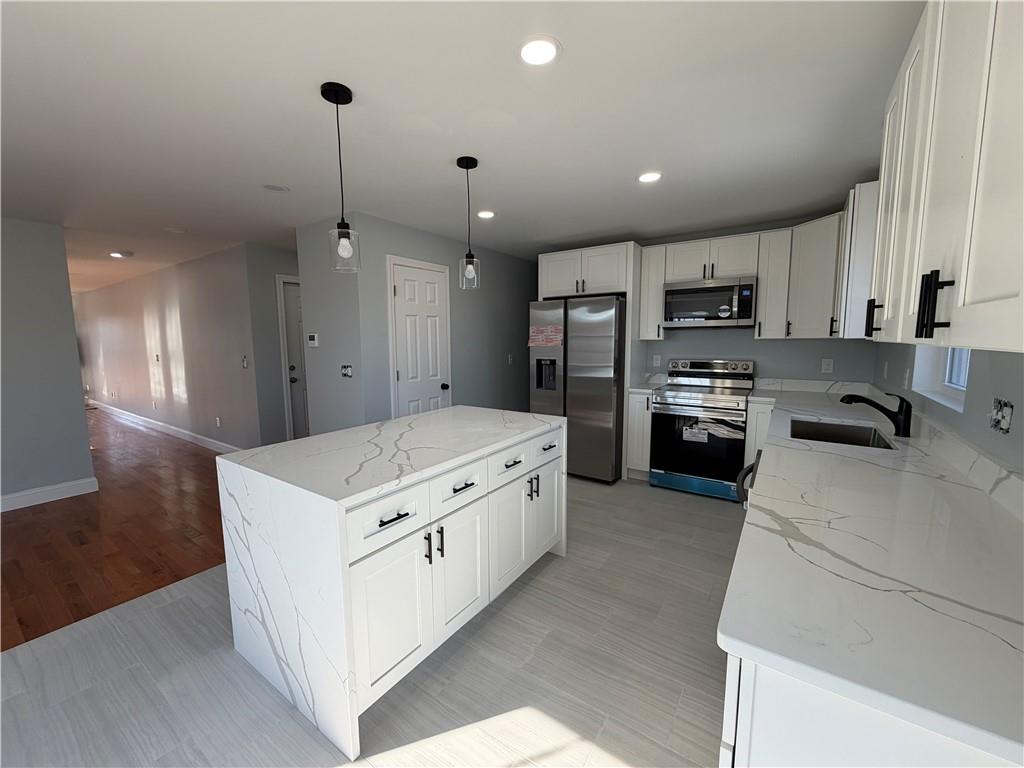 362 Kenyon Avenue Property Photo 7
