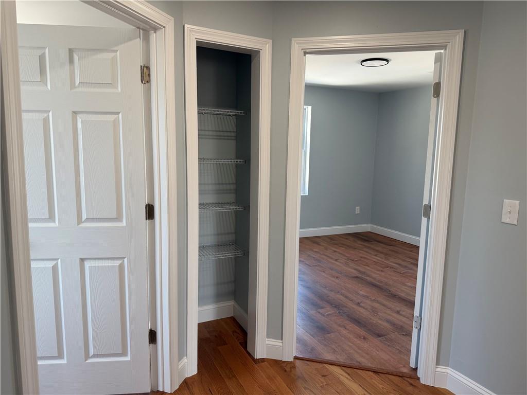 362 Kenyon Avenue Property Photo 13