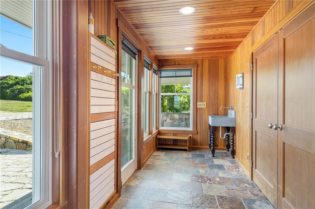 4 Hull Cove Street Property Photo 37
