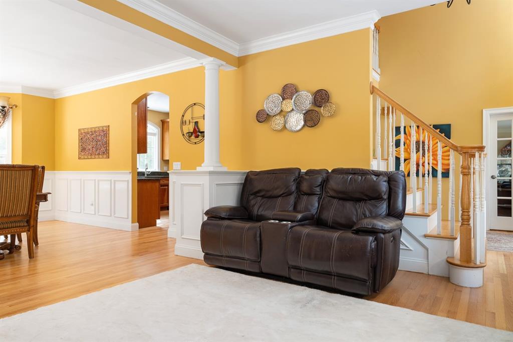 2 St Josephs Way Property Photo 5