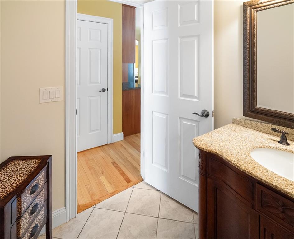 2 St Josephs Way Property Photo 19