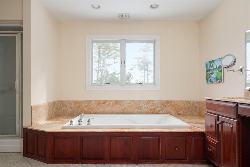2 St Josephs Way Property Photo 23