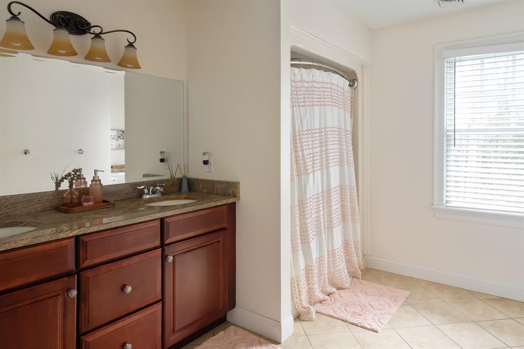 2 St Josephs Way Property Photo 28