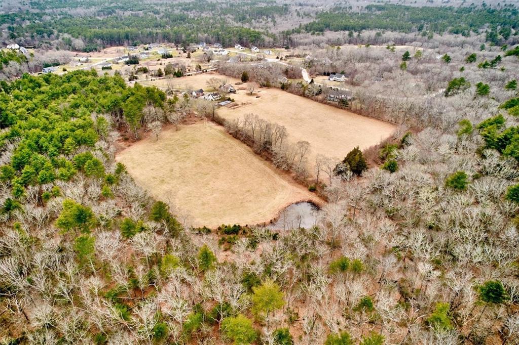 58 Dye Hill Road Property Photo 3