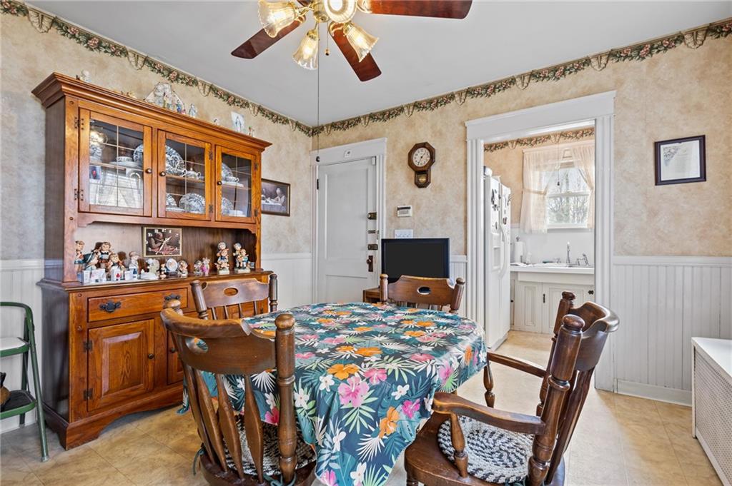 303 305 Webster Avenue Property Photo 7