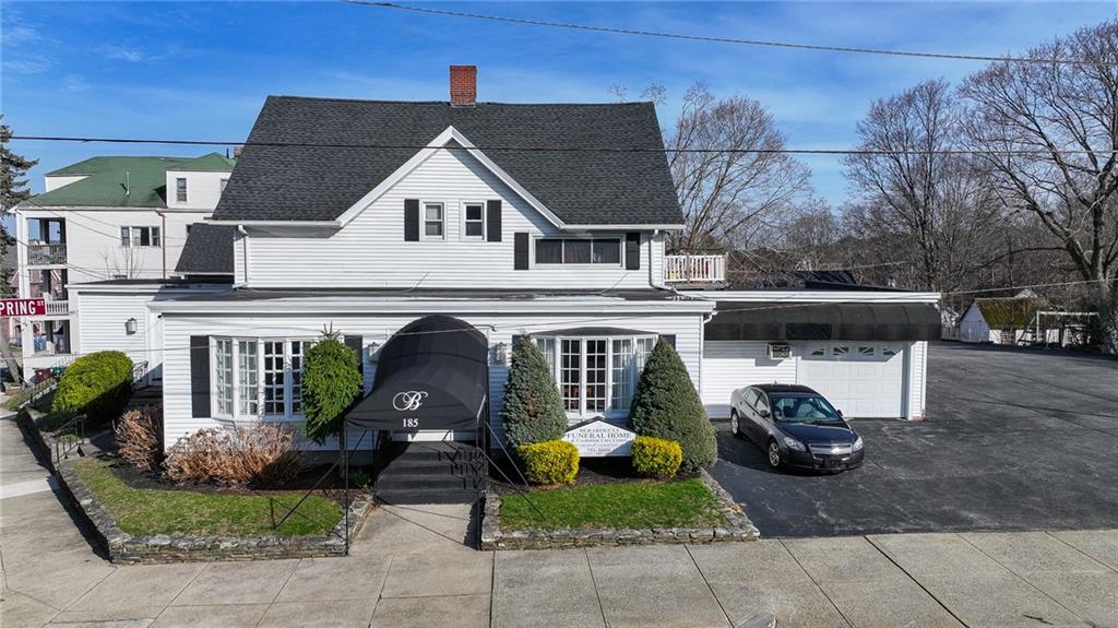 185 Spring Street Property Photo 1