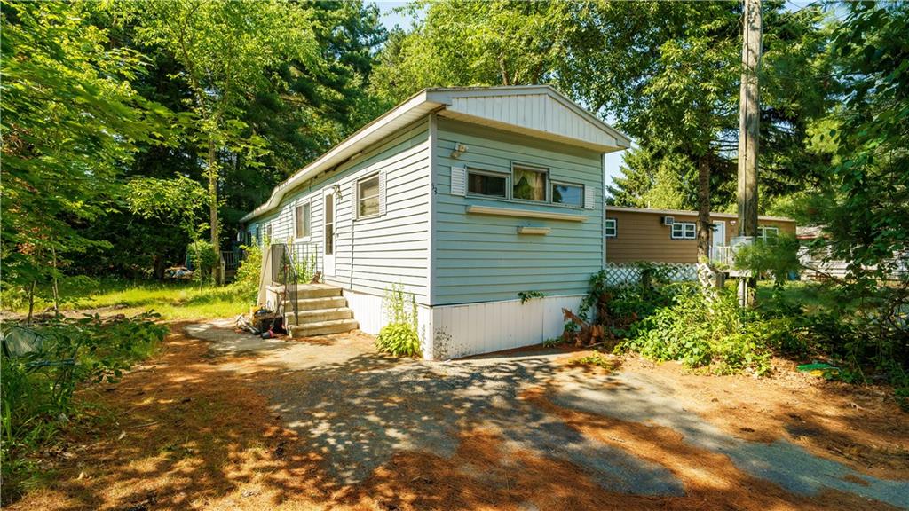 53 Maplewood Drive Property Photo 1